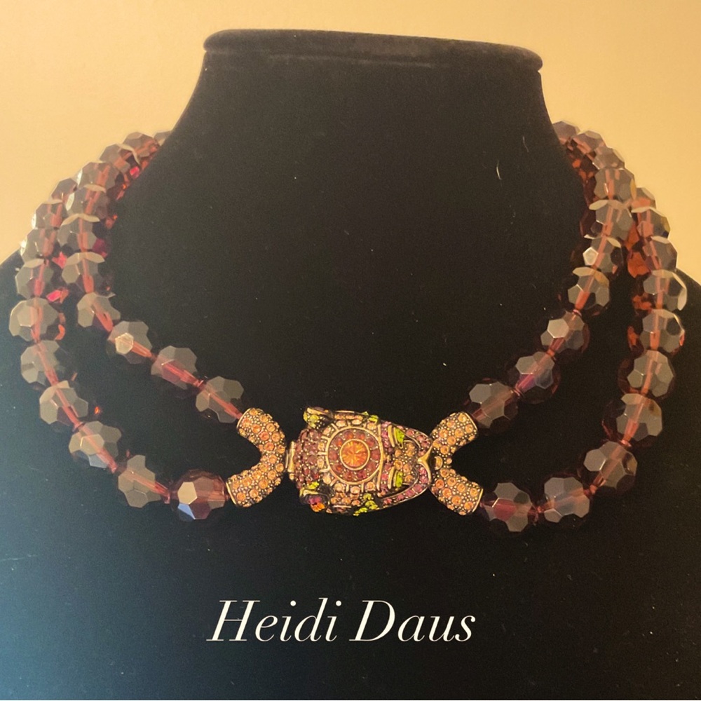 #110 Heidi Daus Glittering Guardian Fu Dog Necklace
